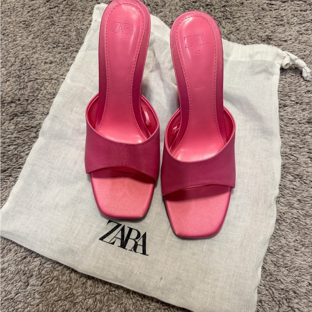 ZARA Pink Slide Sandals with Clear Sculptural Heel - Picture 2 of 6